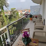 Luxury شقة
