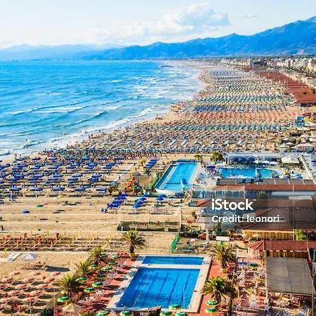Luxury * Viareggio